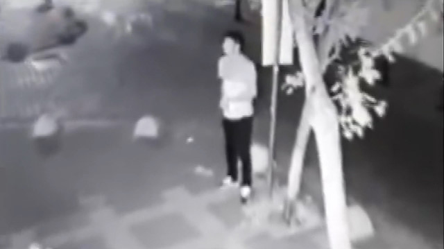 Gelen hesaba sinirlenip kafeye molotof kokteyli attı