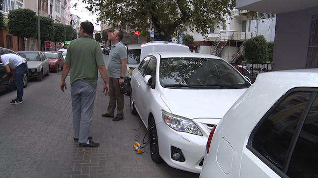 Güngörende park halinde 10 aracın lastiği kesildi