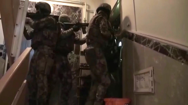 Belediyede PKK adına çalışan 9 kişi yakalandı