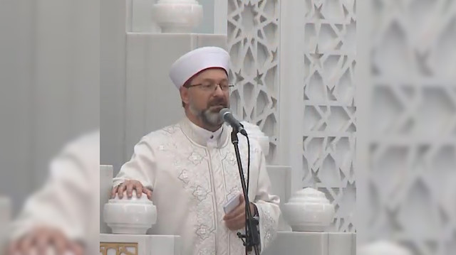 Diyanet İşleri Başkanı Erbaş Cuma hutbesinde Emine Bulut'tan söz etti