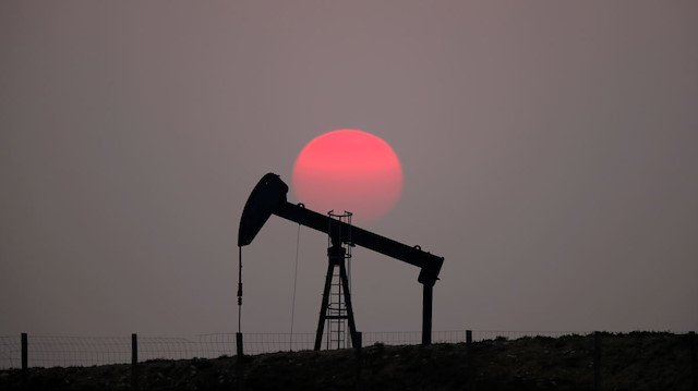 Brent petrolün varil fiyatı 60,17 dolardan işlem görüyor.
