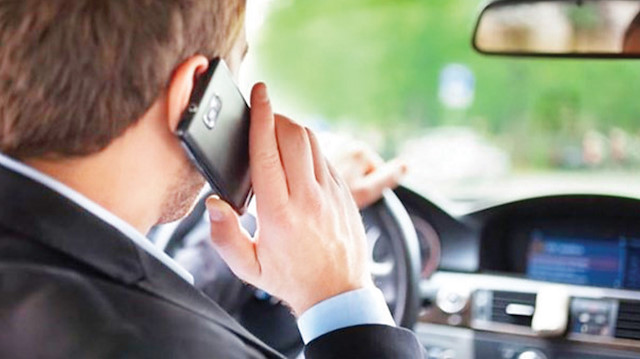 Örgütün iletişim yöntemleri arasında yüz yüze görüşme, canlı kurye, kriptolu IP, ankesörlü telefon ve operasyon hat bulunuyor. (Arşiv)