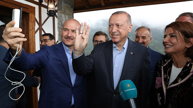 Cumhurbaşkanı Erdoğan Hacire Akarla görüntülü görüştü