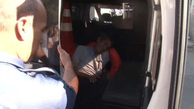 Çocuk tacizcisinin üzerinden 16 toka ve 4 metre kablo çıktı