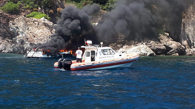 Muğlada yat alev alev yandı