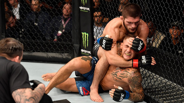 Khabib Nurmagomedov ABDli rakibi Poirieri 3. rauntta pes ettirdi