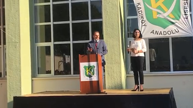 Kadıköy Anadolu Lisesi müdürü nimeti yere atanları böyle uyardı