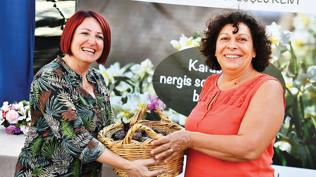 Karaburun Nergis Soğanı Dağıtım Töreni
