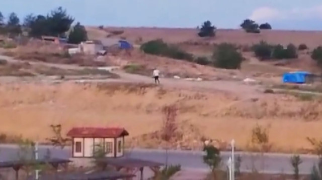 Kendisine tokat atana kızıp rastgele ateş açtı