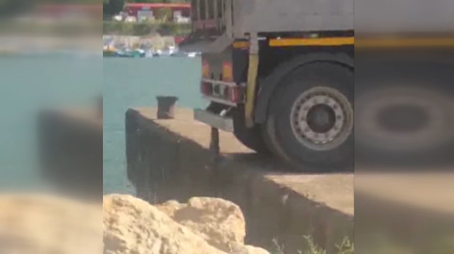 Denize atık boşaltırken yakalandı