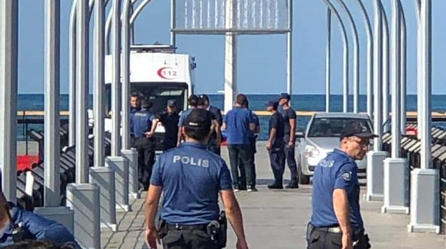 Köksal Ay'ı aramak üzere olay yerine gelen ekipler, adamın cansız bedenine ulaştı.