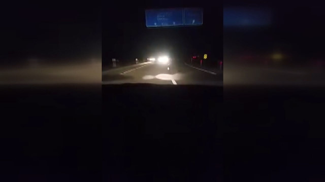 Otomobil ters şeride girdi, sürücü ölümden döndü