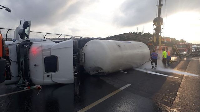 TEMi trafiğe kapatan kaza