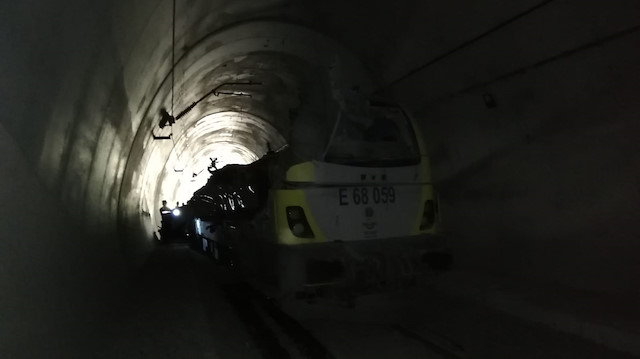 Bilecik'te kılavuz tren raydan çıktı: 2 ölü