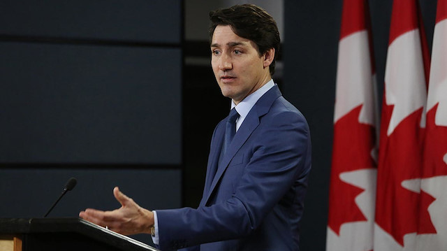 Trudeau ırkçı fotoğraftan dolayı özür diledi