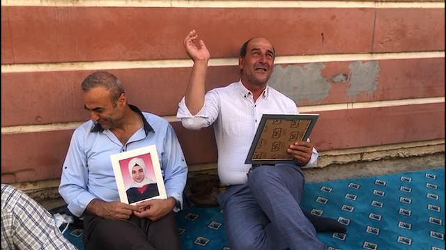 Onların da cigerleri parça parça olsun