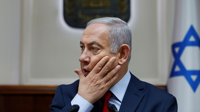 Seçimleri kaybeden Netanyahuya ilk tekmeyi Trump vurdu