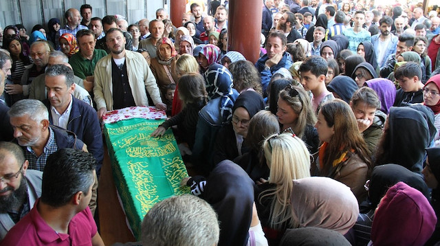 Neslican Tay Rizede son yolculuğuna uğurlandı