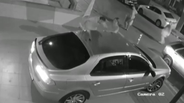 Sopalı otopark kavgası kamerada