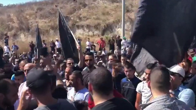 İsrailliler Arap kökenli vatandaşlara uygulanan şiddeti ve İsrail polisinin duyarsızlığını protesto etti