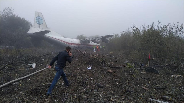 İstanbul a gelen kargo uçağı Ukrayna da düştü 5 kişi
