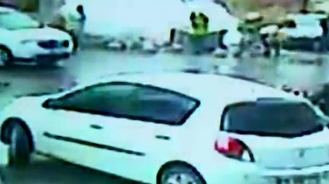 Çöpe atılan kimyasal madde bomba gibi patladı