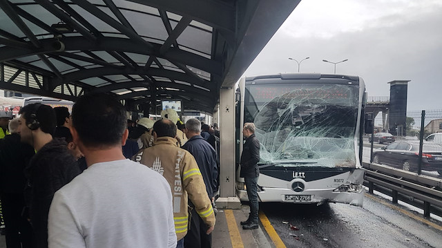 Haramiderede metrobüs kazası