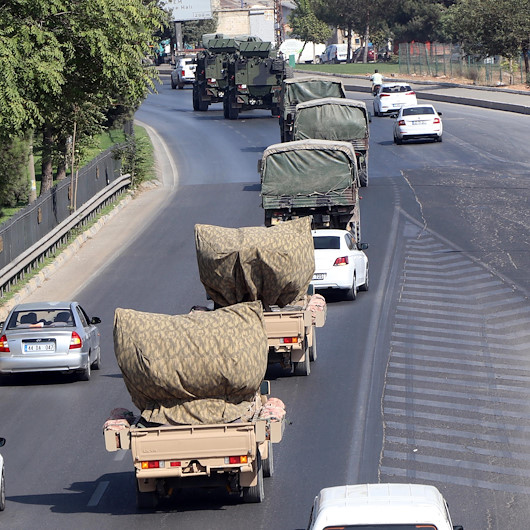 Suriye sınırına askeri sevkiyat sürüyor: Gaziantepten 120 araçlık konvoy yola çıktı