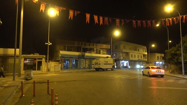 Ceylanpınar Belediyesine ait hoparlörlerden mehter marşı sesleri yükseliyor