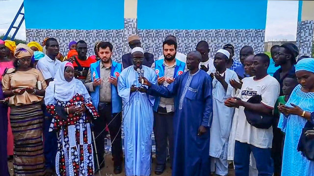 Senegalli Müslümanlar Barış Pınarı Harekatı için dua etti