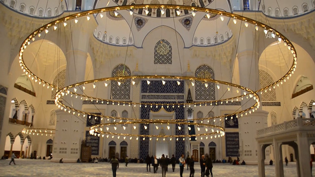 Çamlıca Camisi'nde Mehmetçik için Fetih Suresi okundu