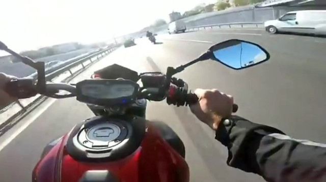 E-5’te motosikletli magandaların 'makas' terörü kamerada
