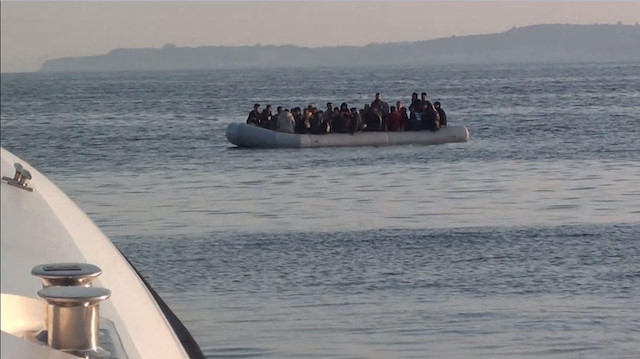 Çeşme açıklarında 1 saatte 86 kaçak göçmen yakalandı