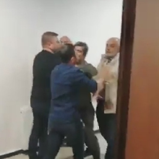 Toplantıyı bastılar