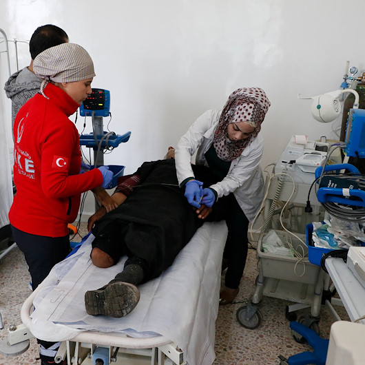 Türk doktorlar şifa dağıtmaya başladı