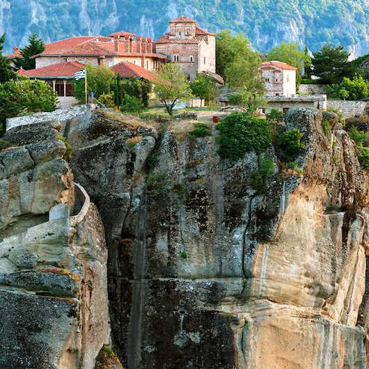 Havada asılı bir şehir