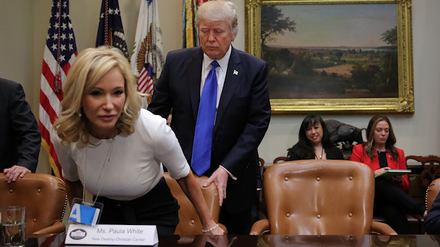 Trump Evanjelik papazı danışmanı olarak atadı