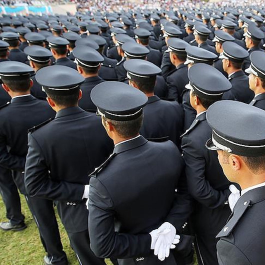 Renk körlüğü polisliğe engel