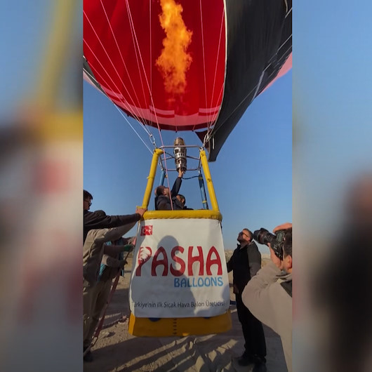 Bakan Varank ilk yerli balon ile uçtu