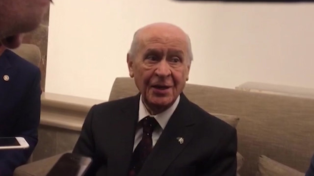 Bahçeli: Dinlenme döneminde sürekli traş olmak yerine biraz bıraktım