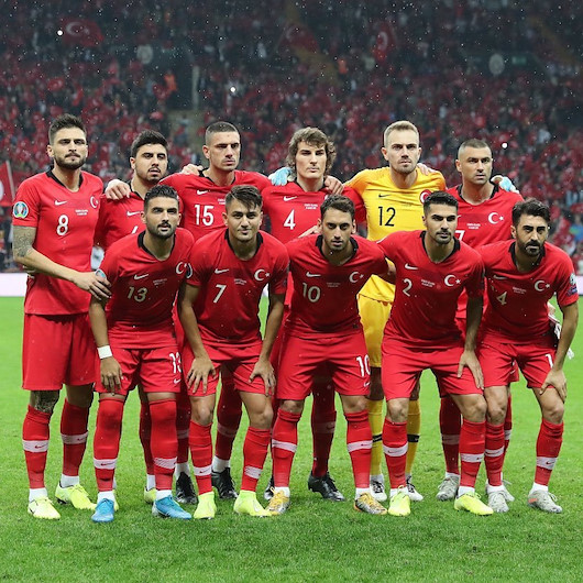 Altın 11de iki Türk