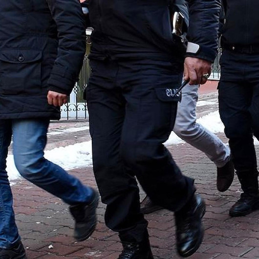 FETÖ'ye peş peşe<br> şafak baskınları