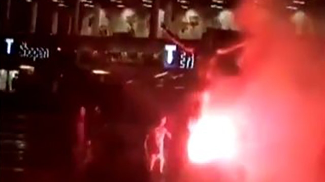 Zlatan İbrahimovic'in heykelini yaktılar