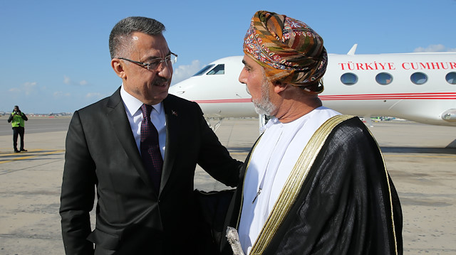 Turkish Vp Pays Condolence Visit To Oman