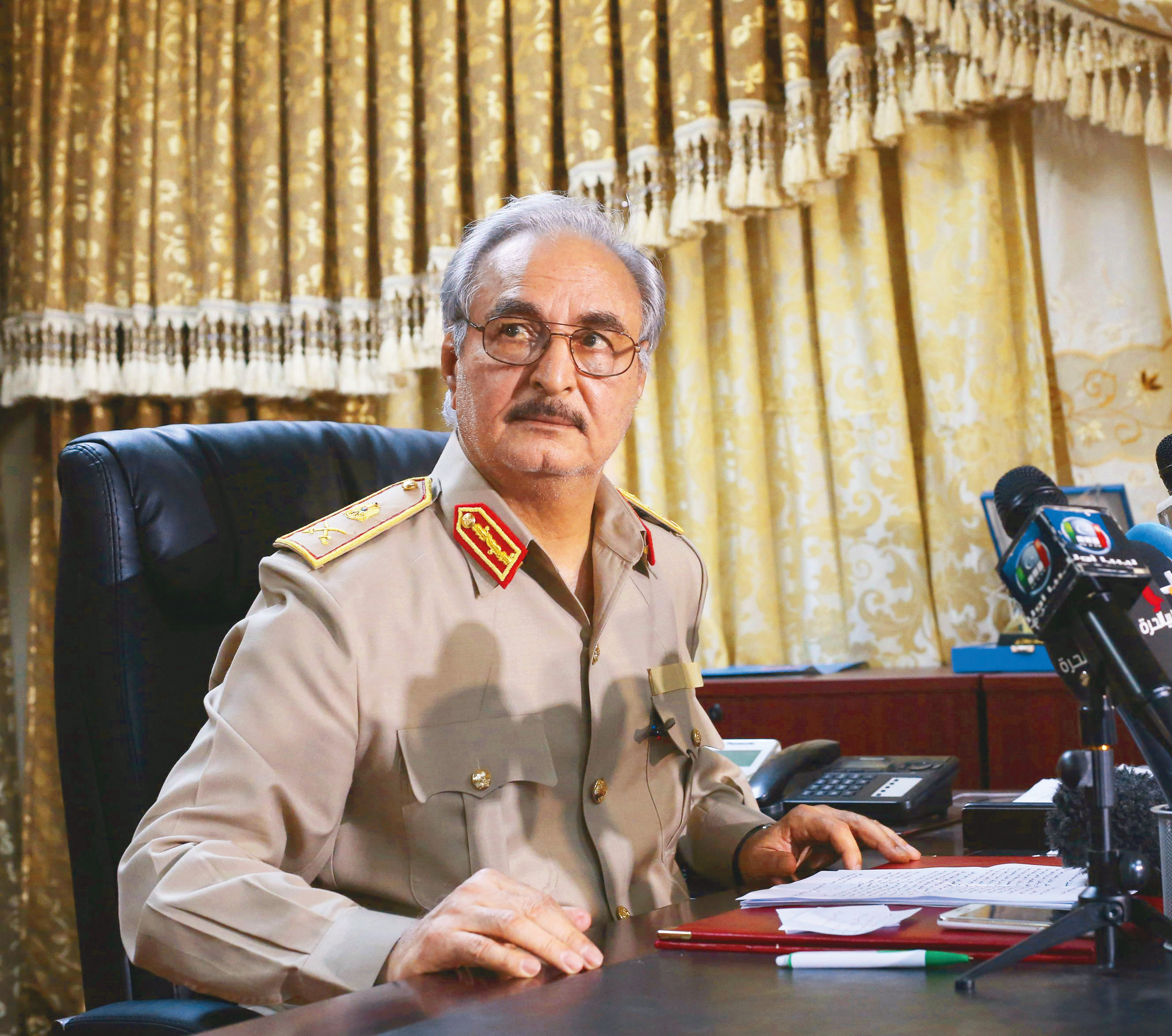 Карен Хафтер