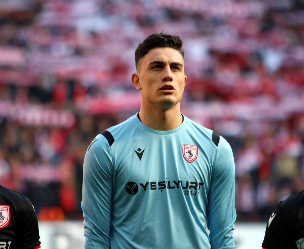 Samsunspor'un file bekçisi Nurullah Aslan