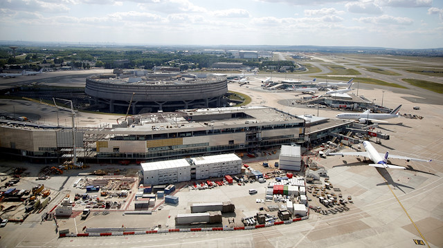 France To Reconsider Plans To Build 4th Terminal At Paris Cdg Airport