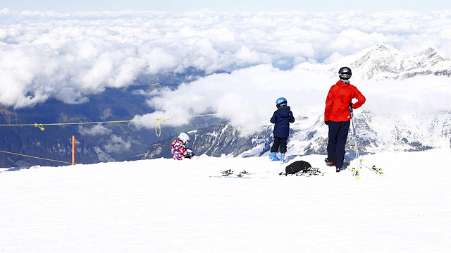 Germany Warns Against Travel To Ski Regions In Austria Switzerland Italy