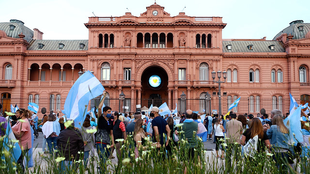 Argentina rocked by anti-government protests