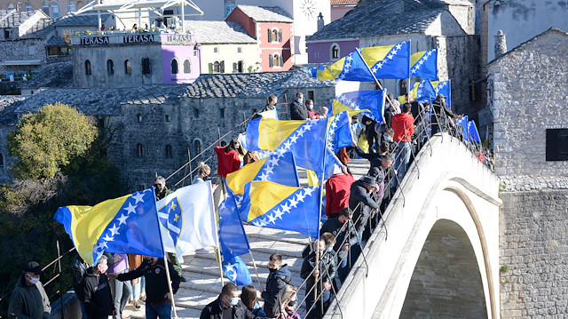 Bosnia Marks Anniversary Of Mostar Bridge S Demolition